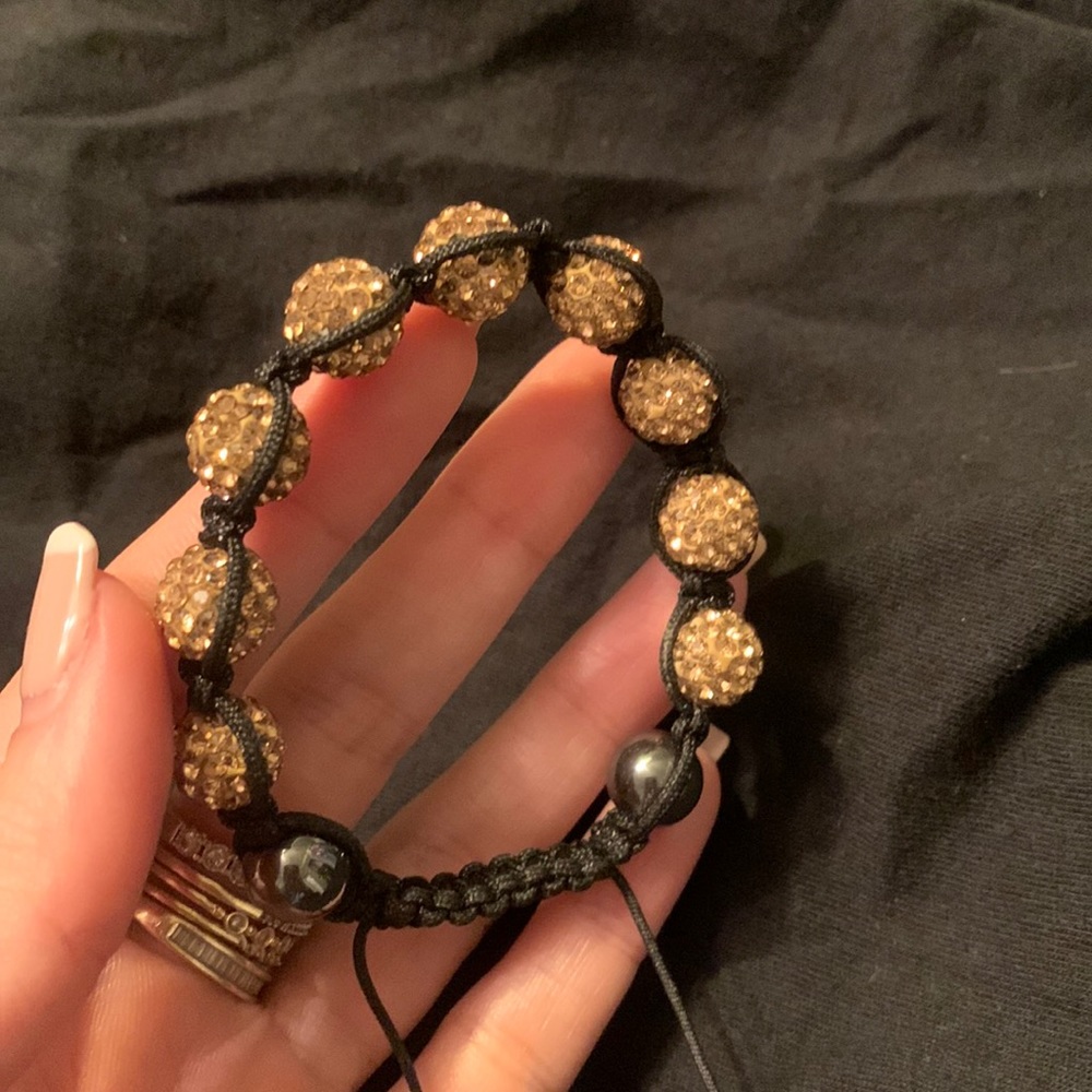 Adjustable gold sparkle bracelet